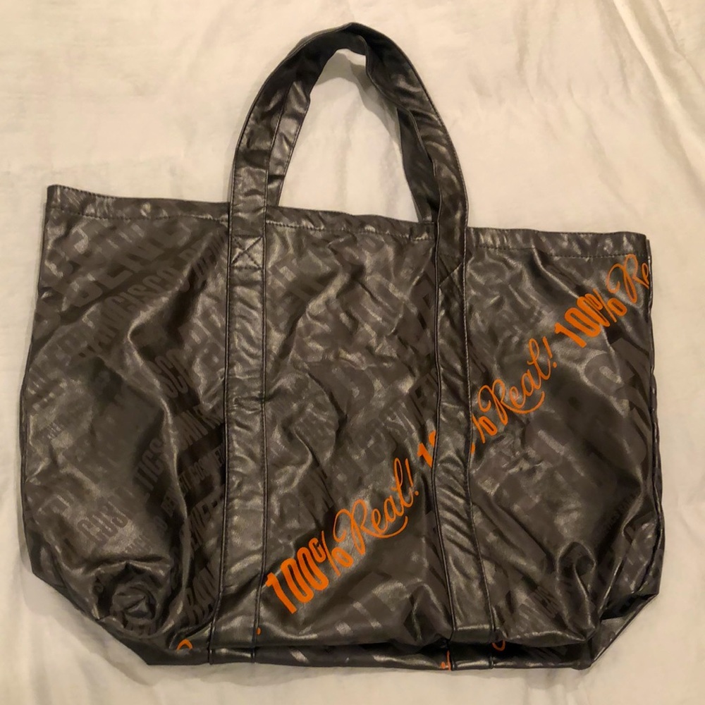 ā¤ļøBENEFIT Tote make up bag! Color: gunmetal with orange writing! Prelovedš©¶ - Picture 3 of 15